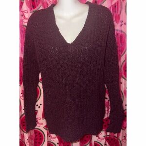 💜 Cozy V-Neck Sweater